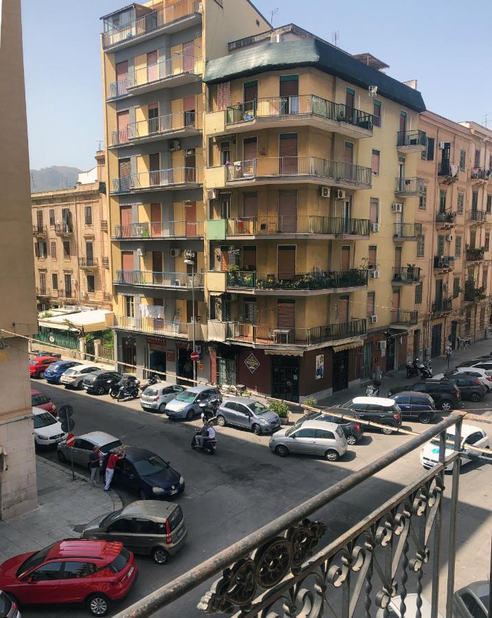 Marilu Apartment Palermo Bagian luar foto